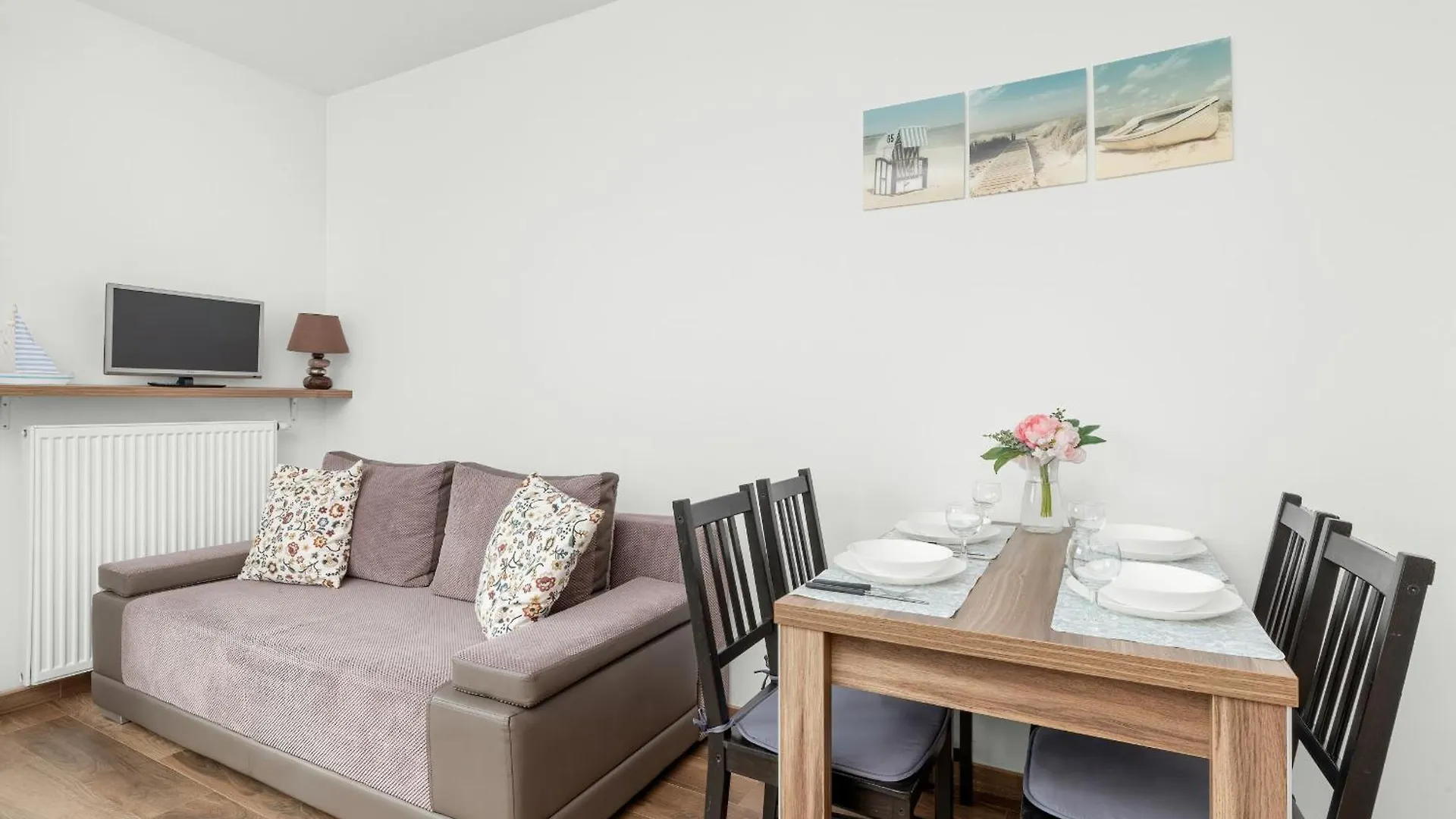 Apartment Cztery Oceany Studio For 4 Guests With Balcony & Parking Gdansk By Noclegi Renters