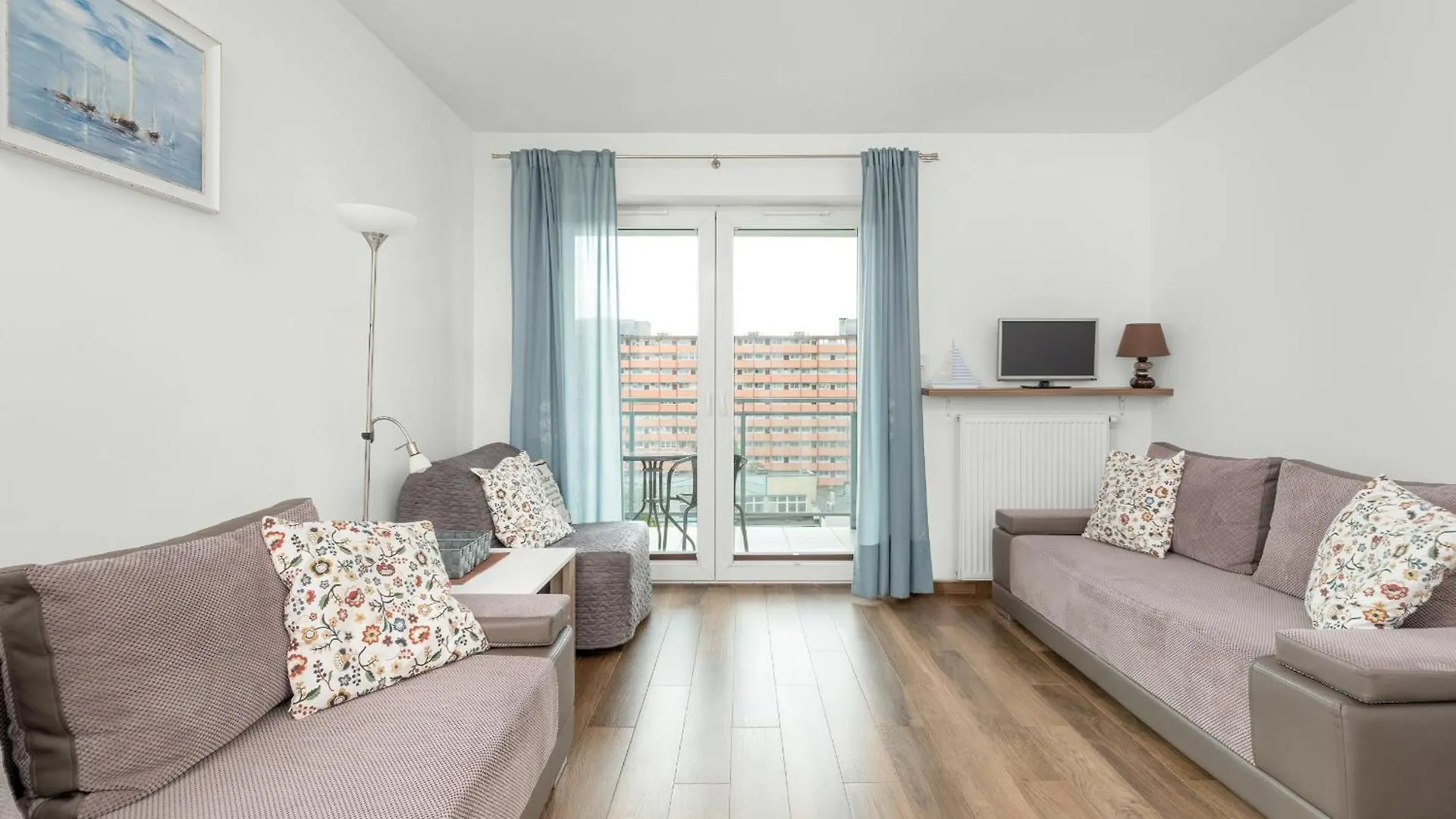 Apartment Cztery Oceany Studio For 4 Guests With Balcony & Parking Gdansk By Noclegi Renters